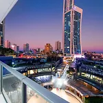 Circle On Cavill Surfers Paradise