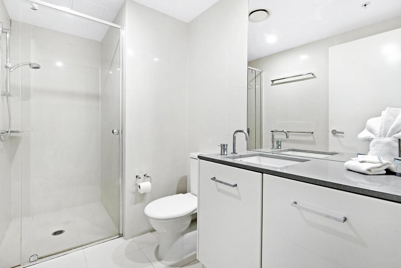 Circle On Cavill Surfers Paradise Apartment