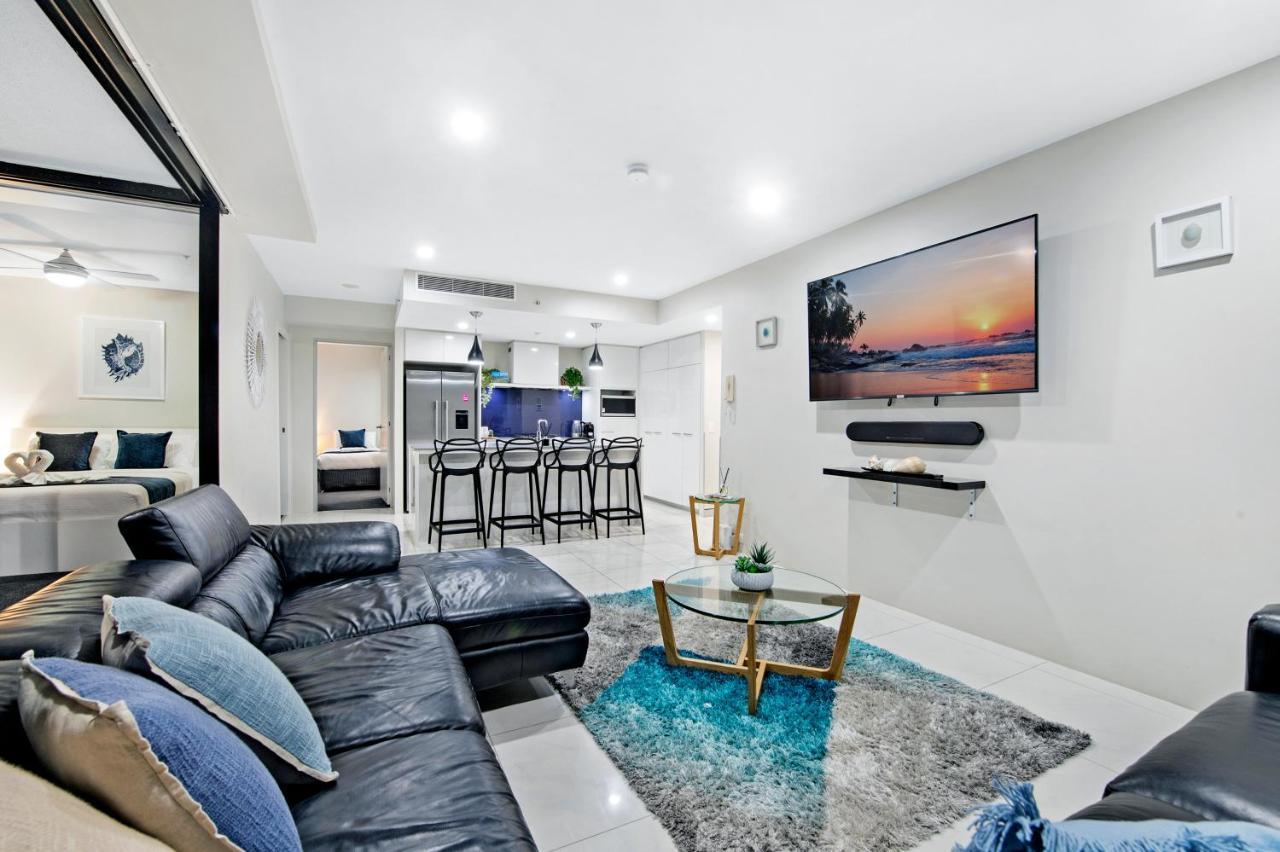 Circle On Cavill Surfers Paradise Apartment *