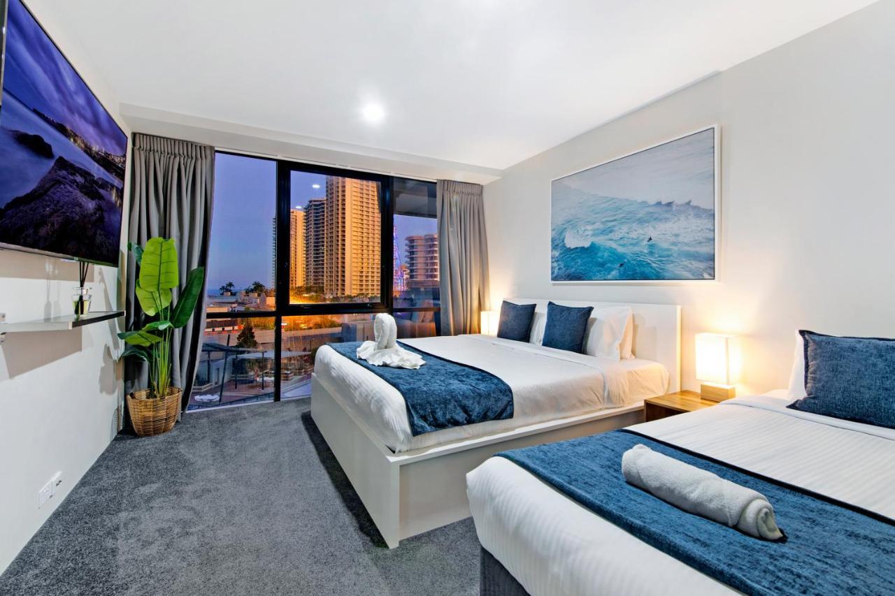 Circle On Cavill Surfers Paradise * Gold Coast