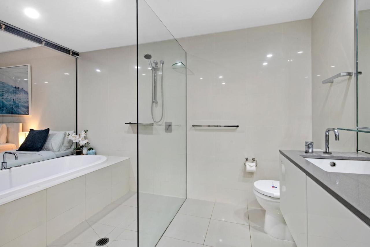 Circle On Cavill Surfers Paradise Apartment *