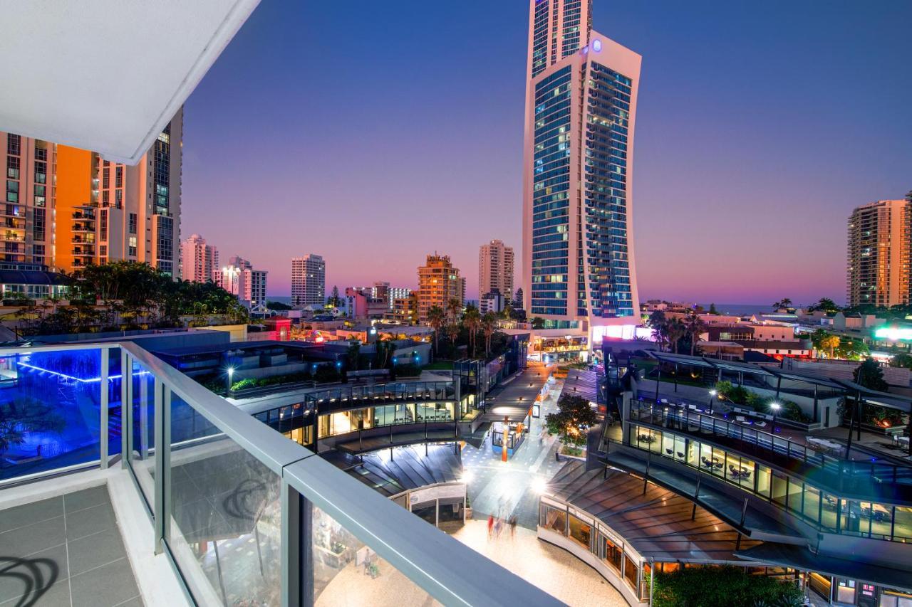 Circle On Cavill Surfers Paradise Apartment *