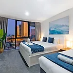 Circle On Cavill Surfers Paradise